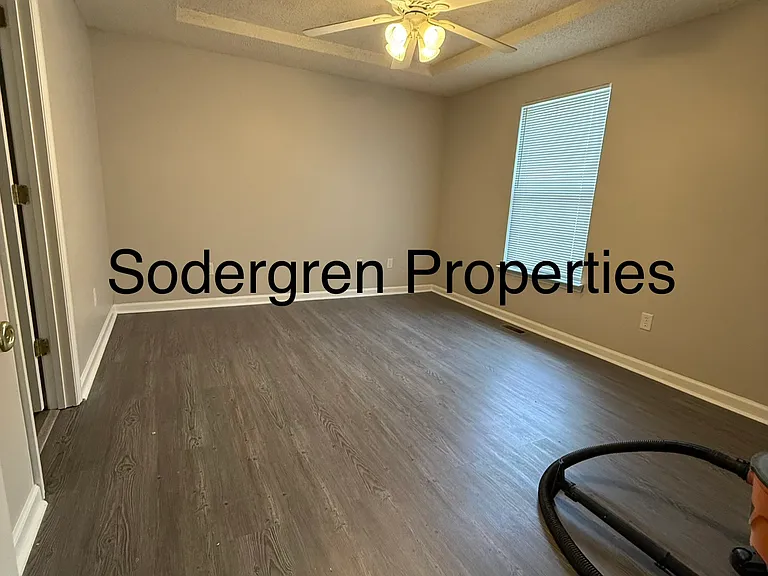4439 Harrison Pike — Photo 5