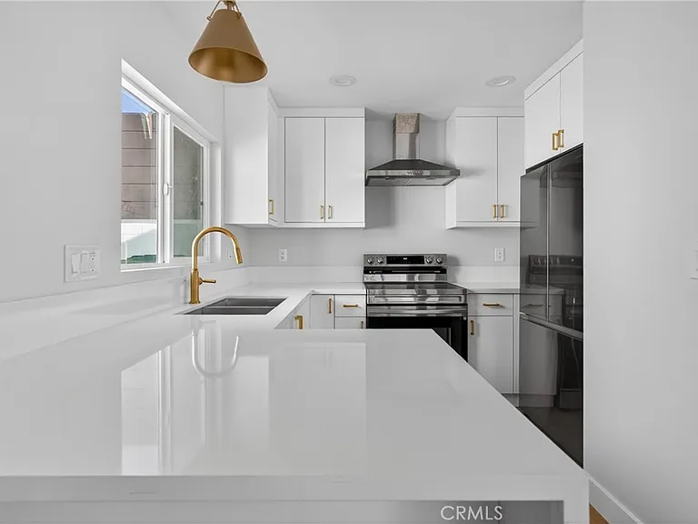 11548 Burke St #B — Photo 9