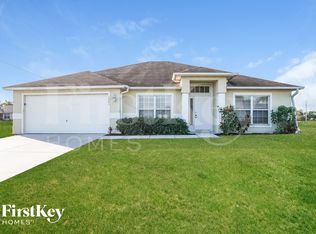 1702 NW 18th St, Cape Coral, FL 33993