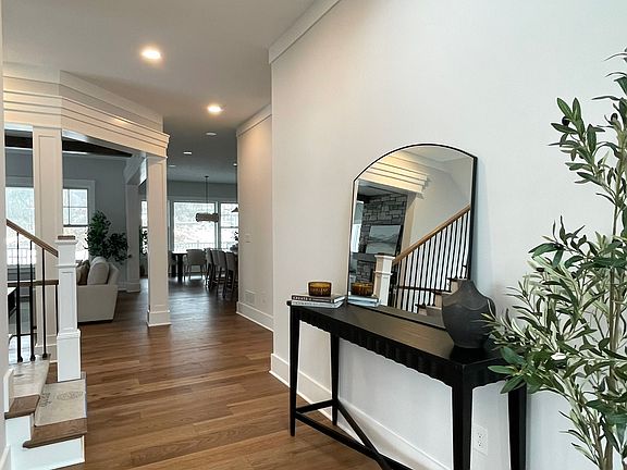 7th image of this home