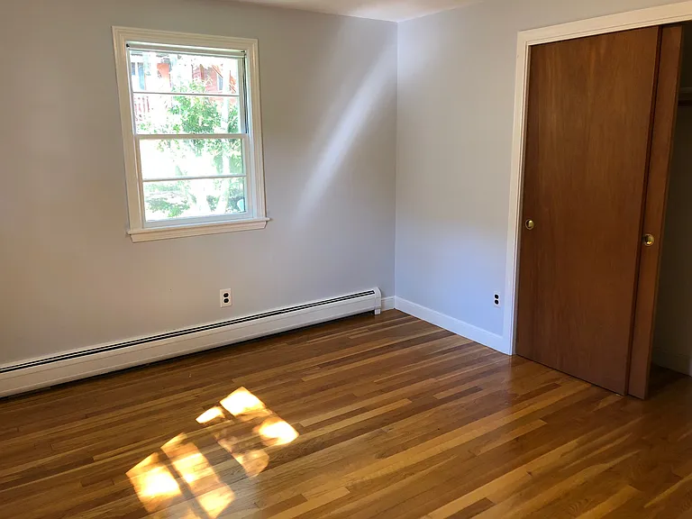 4 Hawthorne St #2C — Photo 12