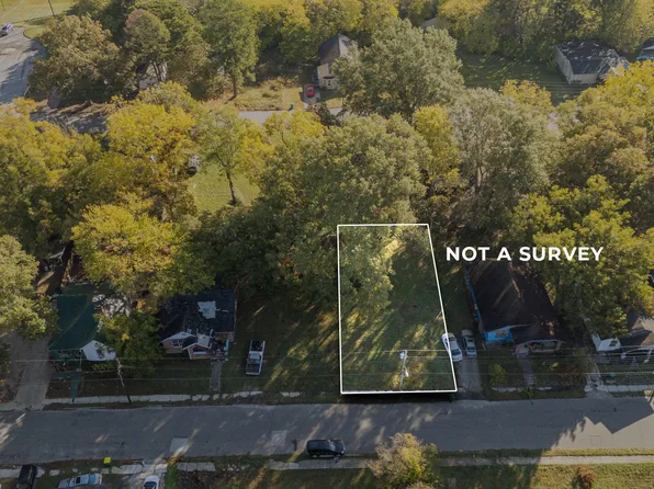 130 Elizabeth St, Jackson, TN 38301