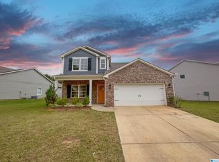 863 Valley Cir, Leeds, AL 35094