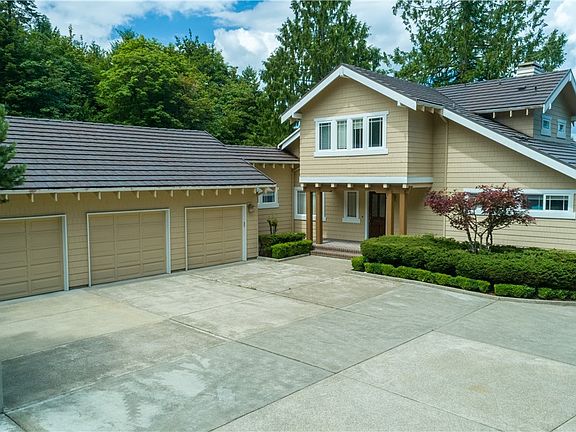 3rd image of 3201 Sunset Beach Dr NW