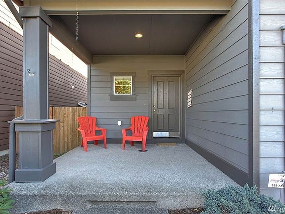 2nd image of 18133 71st Ave E