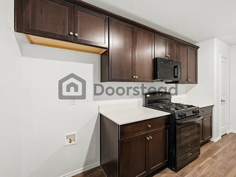 1213 Wildflower St — Photo 23