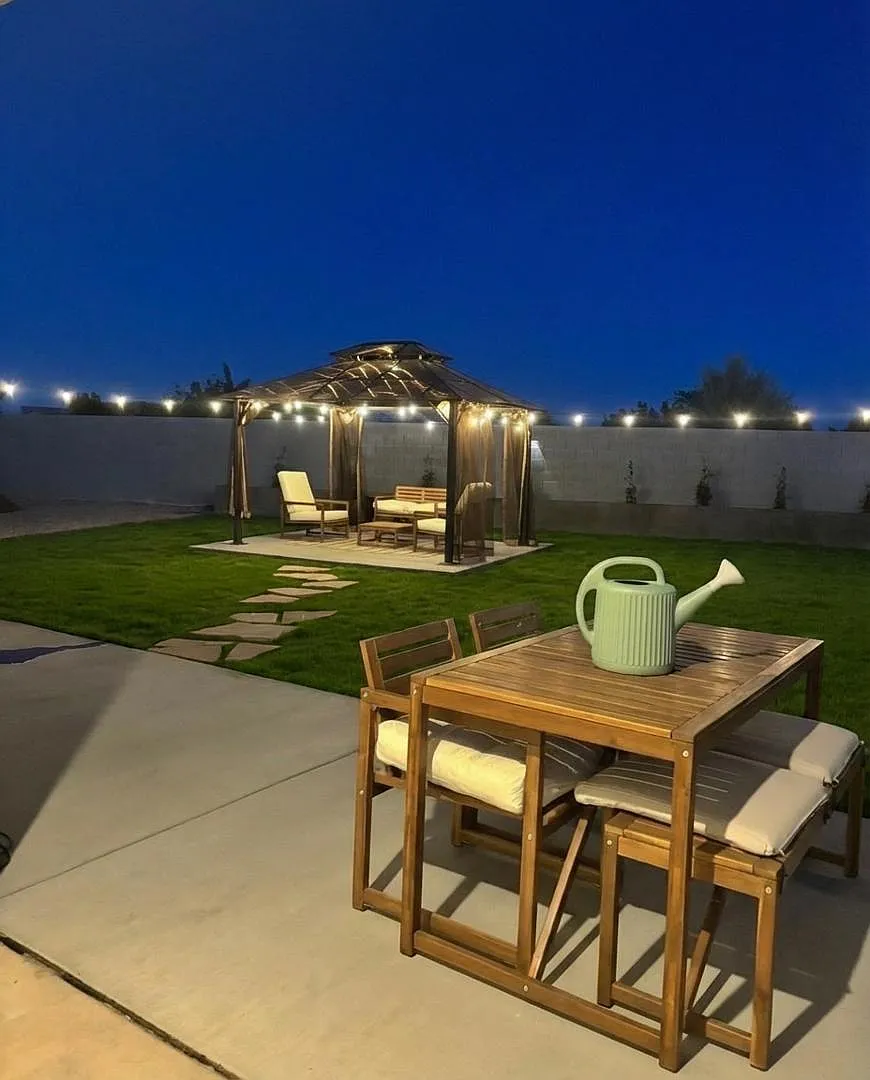 3 bed, 1432 sqft, $2,500 — Photo 2