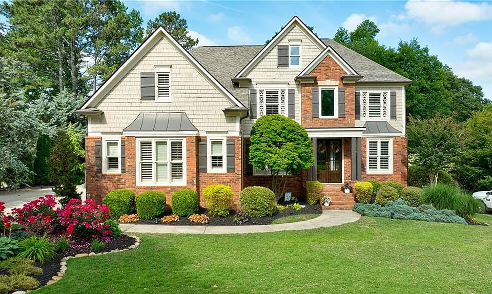 1st image of 420 Greyfield Dr
