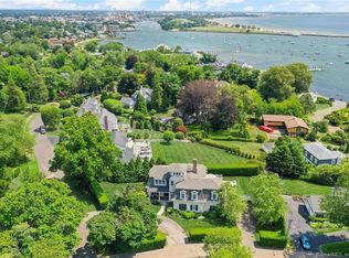 7 Battery Park Dr, Bridgeport, CT 06605