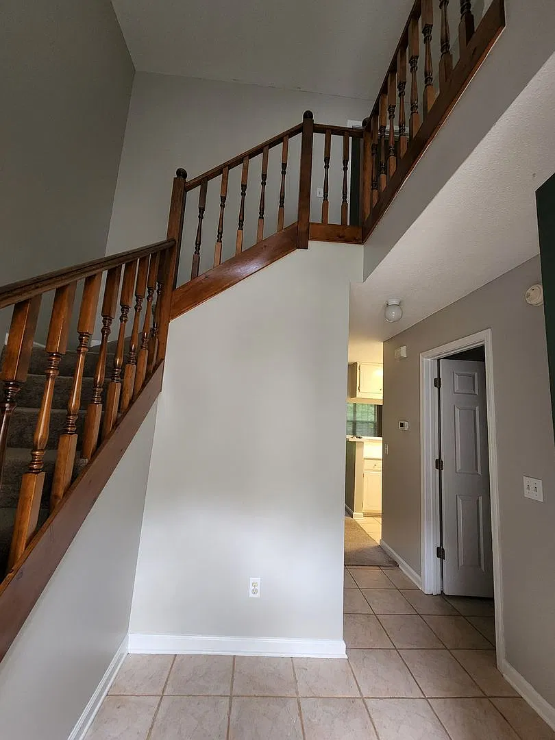 Briarwood West — Photo 2