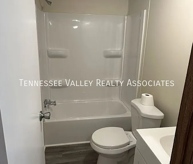 171 Liberty Rd #10 — Photo 9
