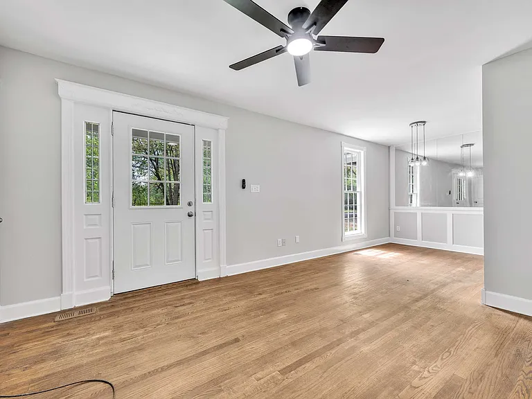 3027 Cora Ave — Photo 14