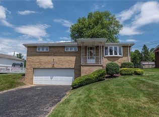 11725 McKee Rd, North Huntingdon, PA 15642