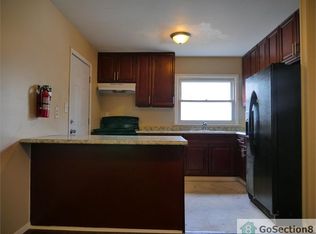 75 Balfour Ln, Willingboro, NJ 08046