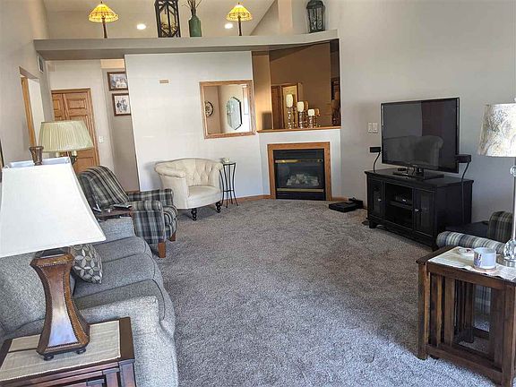 2nd image of 5987 Red Feather Dr