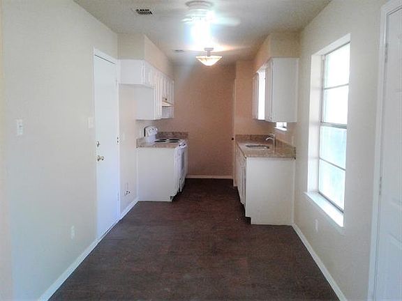 5th image of 600 Rockledge Dr