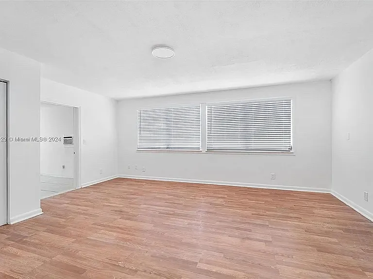 3 bed, 1620 sqft, $2,900 — Photo 4