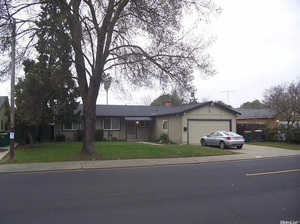 227 W Lincoln Rd, Stockton, CA 95207