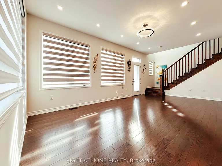 30 Boothill Dr — Photo 23
