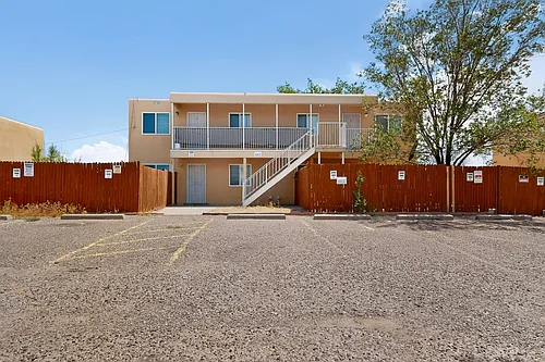 225 Hanosh Ct SE #3 Photo 1 225 Hanosh Ct SE #3 Photo 1