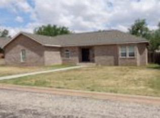 2701 33rd St, Snyder, TX 79549