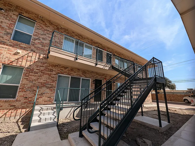 11224 Park Central Pl #D — Photo 3