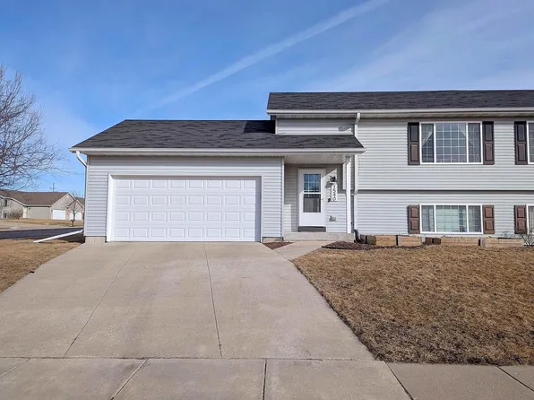 1540 Montclair Place, Fort Atkinson, WI 53538