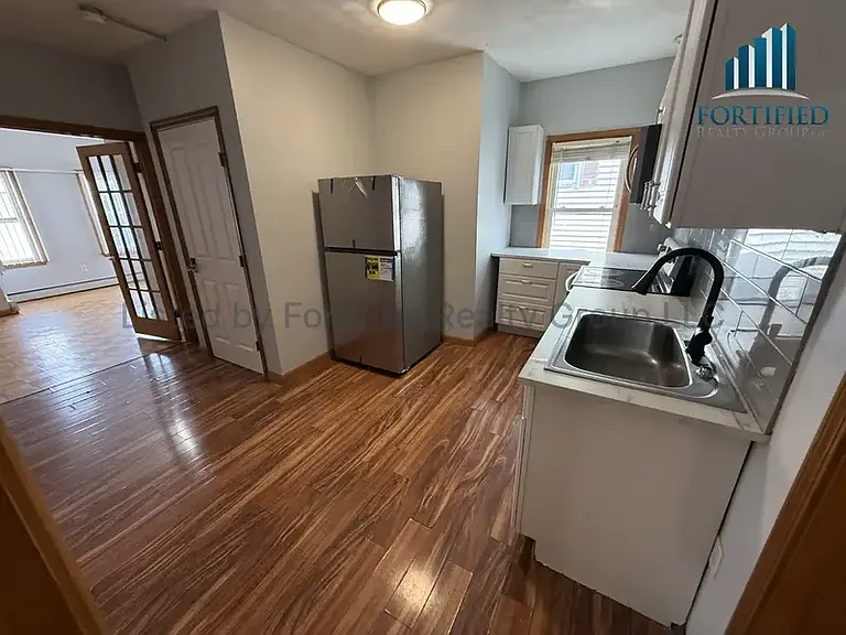 46 Pitman St #2F — Photo 5