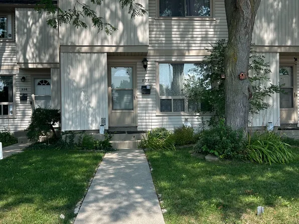 228 Monmore Rd #5, London, ON N6G 3B4
