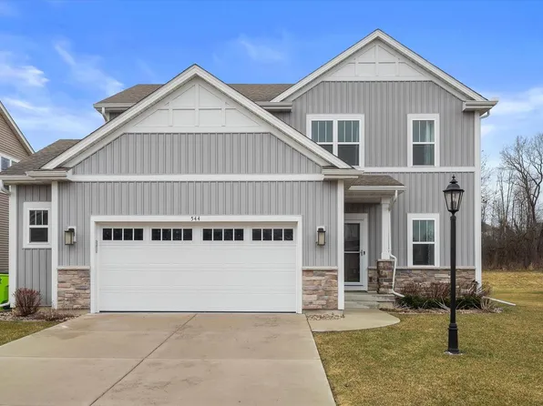 544 Wild Oak ROAD, Hartland, WI 53029