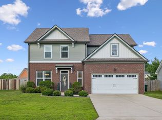 610 Whirlaway Dr, Burns, TN 37029