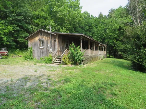 238 Rarick Ln, Gainesboro, TN 38562