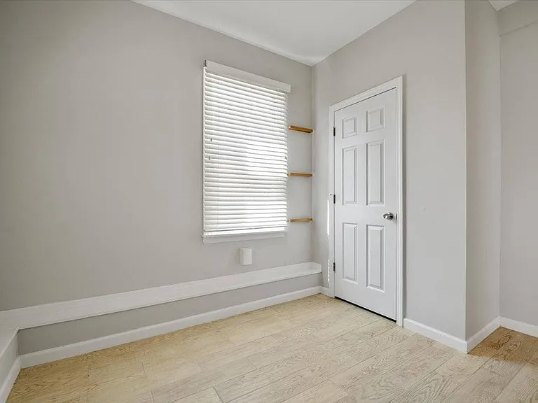 25A Gardners Ln — Photo 11
