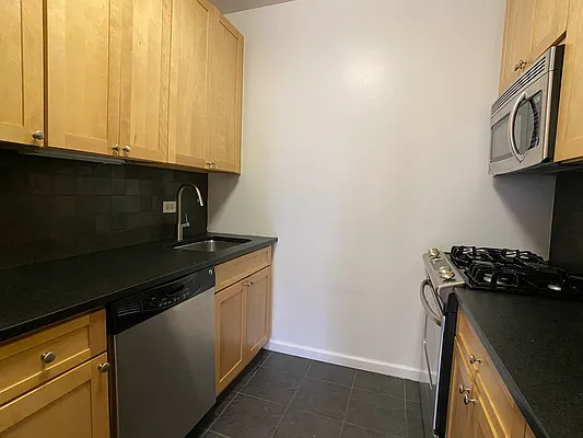 Rented by Tourma Realty LLC | media 42