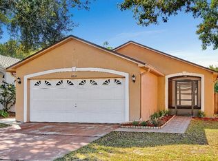 8828 Valencia Oaks Ct, Orlando, FL 32825