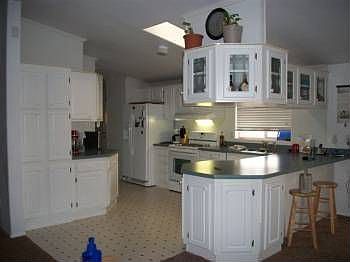 4th image of 2621 Bendixon Way