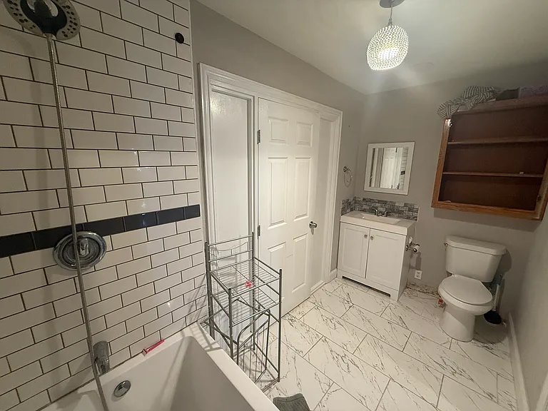 801 Pecan St — Photo 4