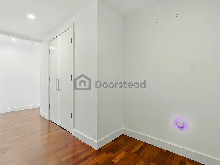 3141 Michelson Dr #1008 — Photo 7