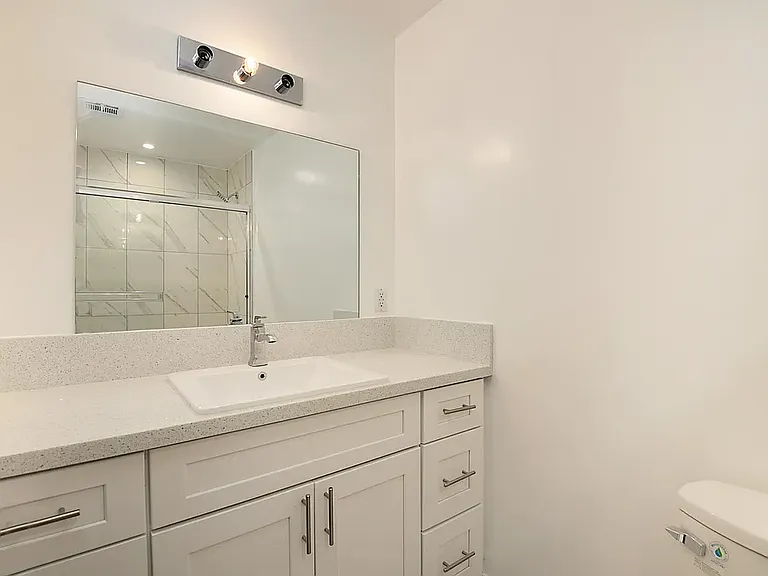 4832 Saturn St — Photo 17