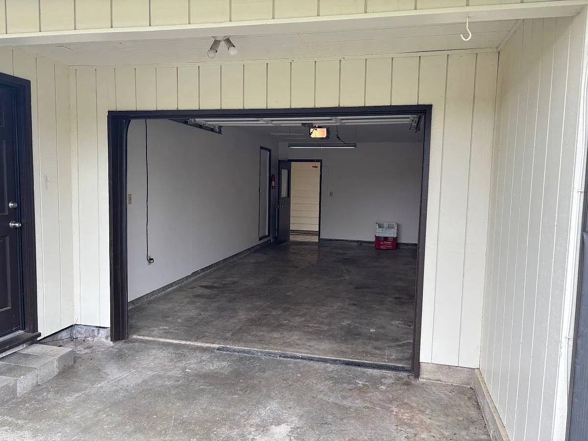 W King Tut Rd, Lynden — Photo 3