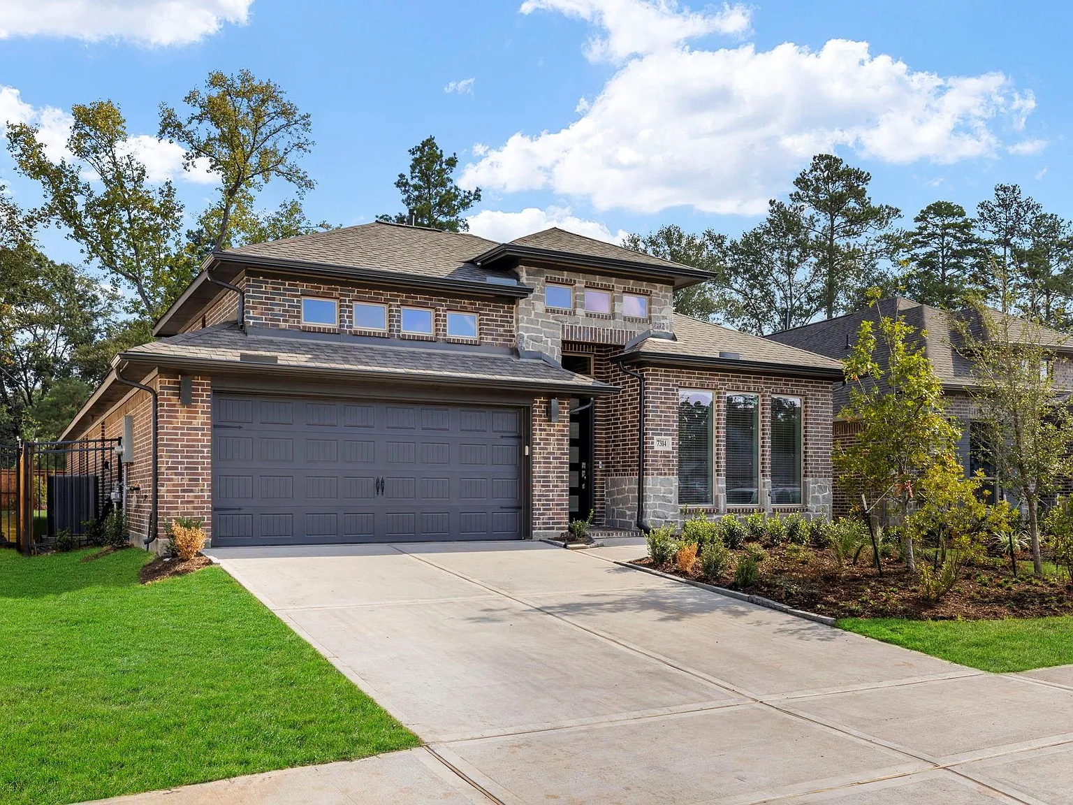 4 bed, 3.0 bath, 2639 sqft, $5,250 — Photo 4