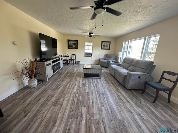 361 E Lake Ave, Fort Sumner, NM 88119