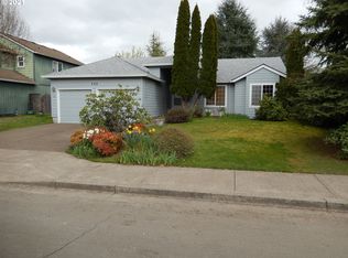 733 SE Boysen Ln, Dundee, OR 97115