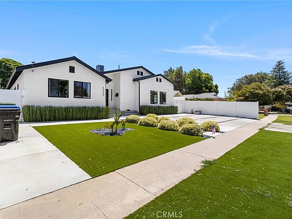 4th image of 6952 Cozycroft Ave