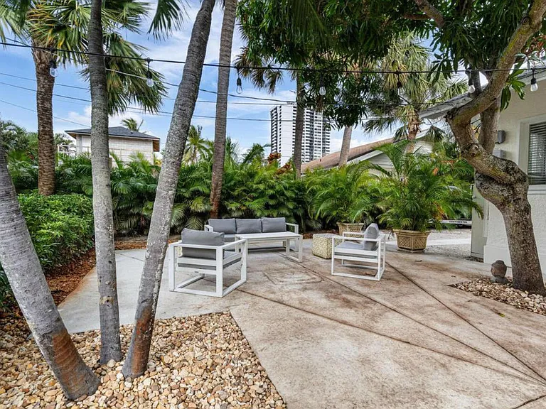 5301 N Flagler Dr — Photo 39