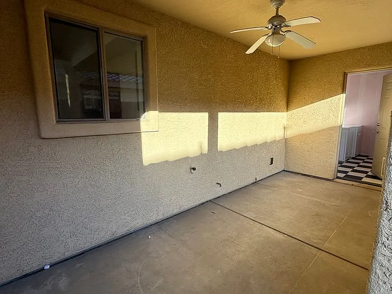751 Skyview Ln — Photo 17