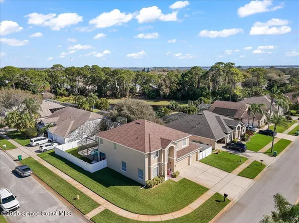 2560 Summer Brook St, Melbourne, FL 32940