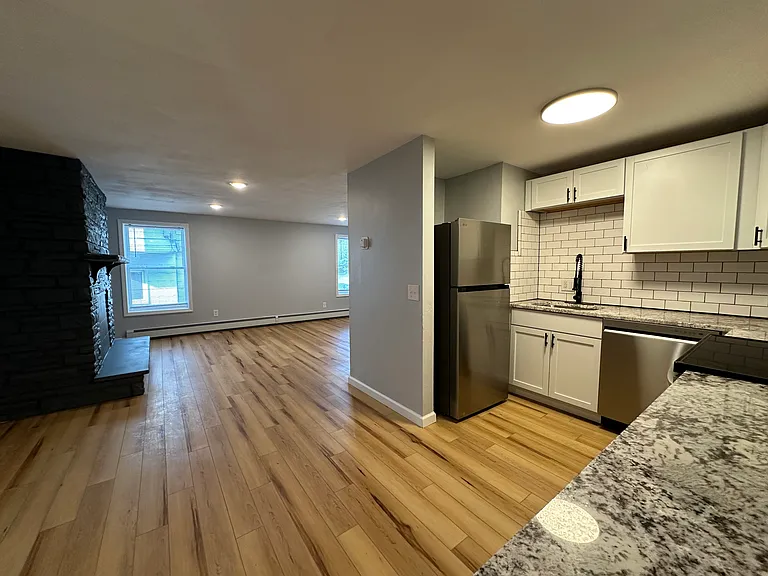 607 Bear St #202 — Photo 22