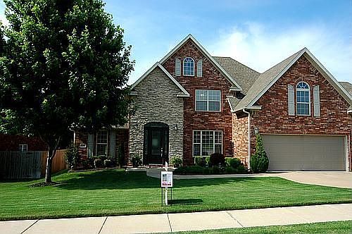1st image of 4205 W Pleasant Dr