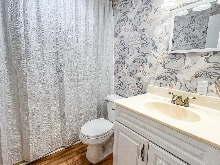 201 Chesterfield Pl — Photo 11
